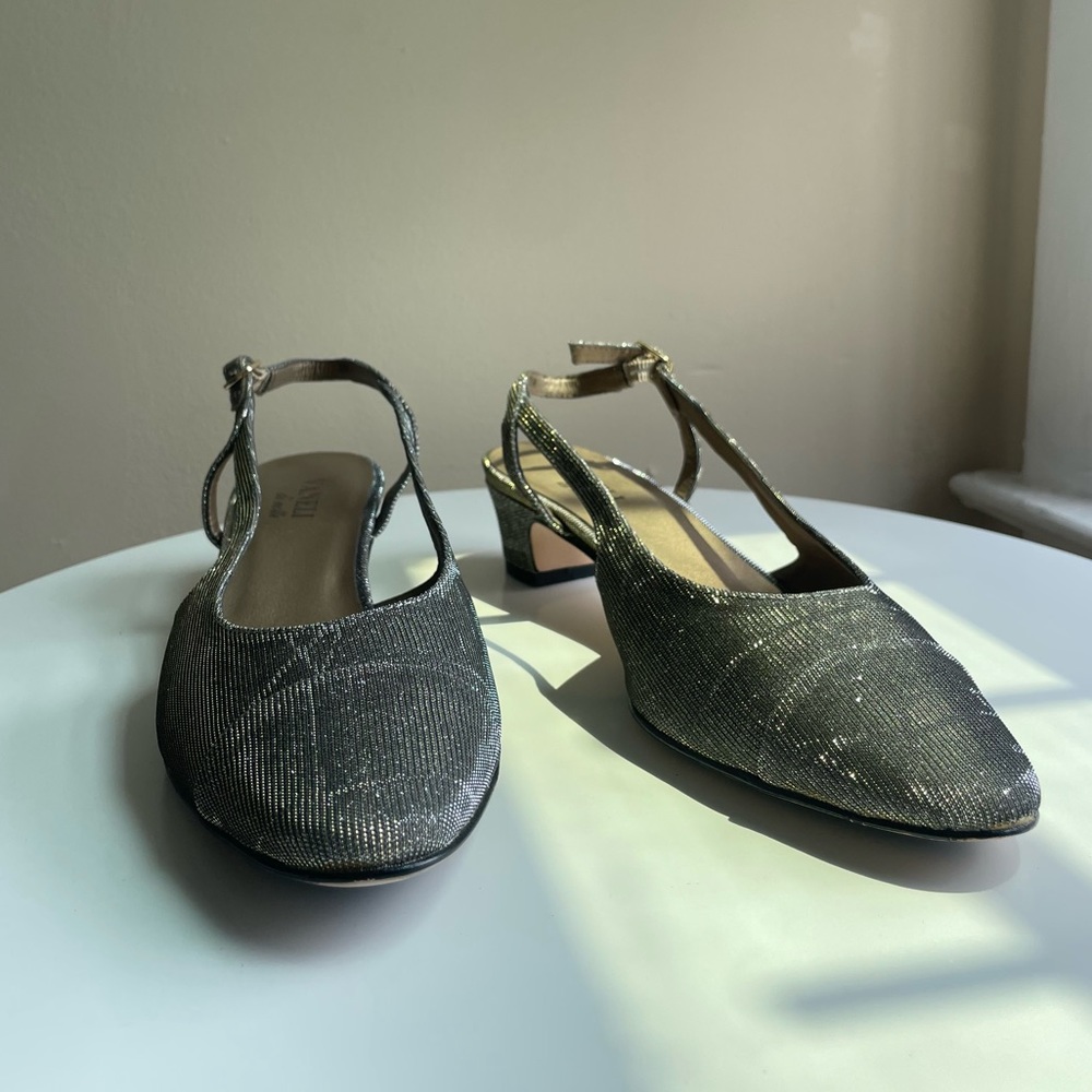 Vaneli Aliz Slingback Heels In Platinum Nizza Metallic Size